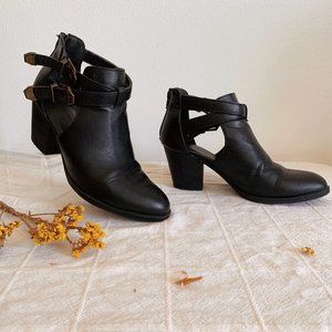 Bamboo Buckle Moto Boots